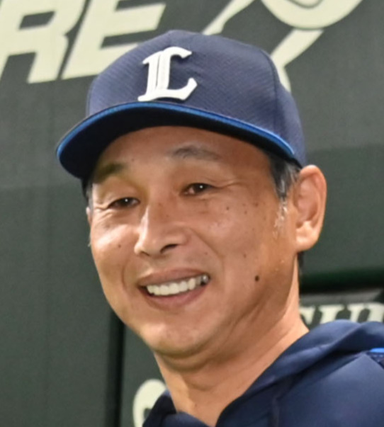西武西口文也監督（2025年4月4日撮影）