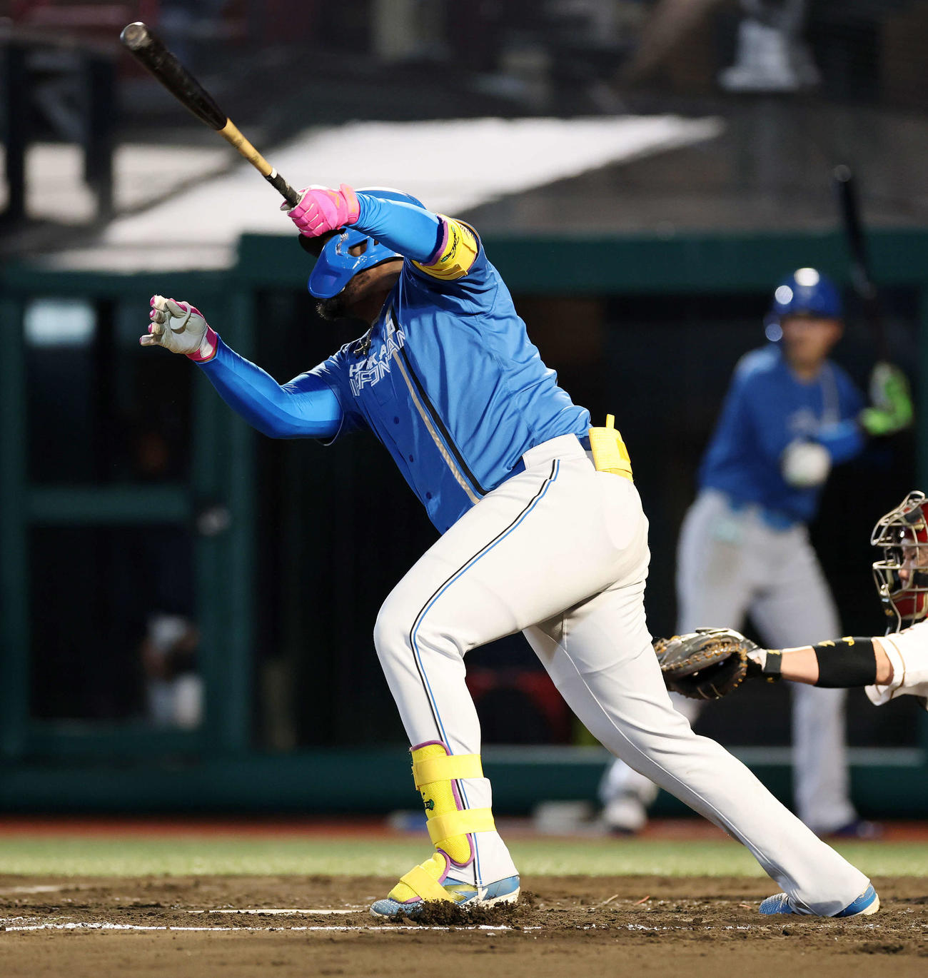 楽天対日本ハム　2回表日本ハム1死満塁、レイエスは右前適時打を放つ（撮影・鈴木正人）　