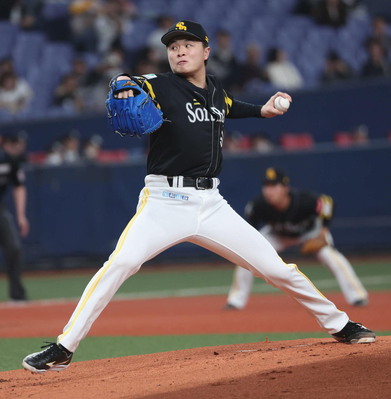 オリックス対ソフトバンク　ソフトバンク先発の前田純（撮影・西尾就之）