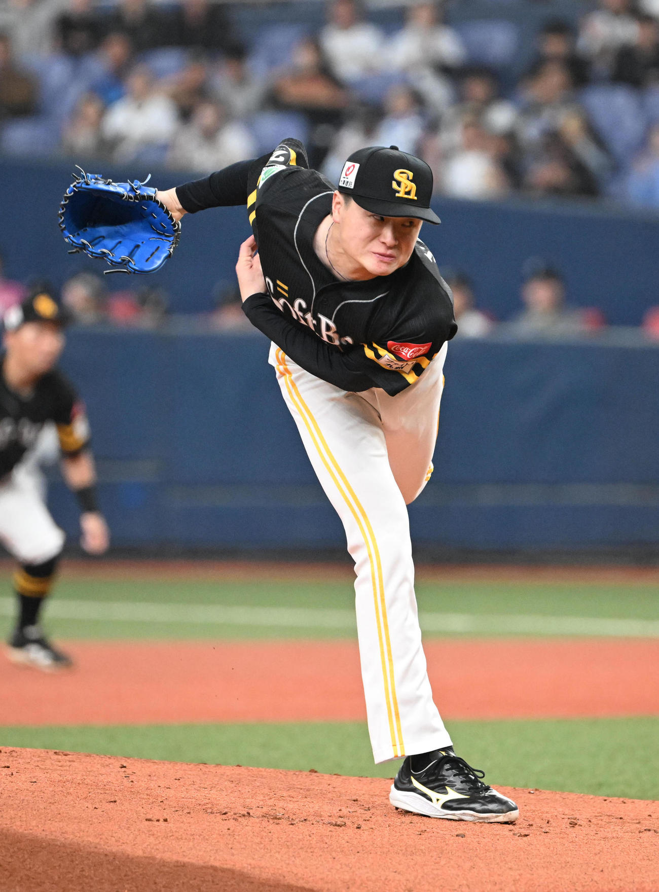 オリックス対ソフトバンク　先発するソフトバンク前田純（撮影・和賀正仁）
