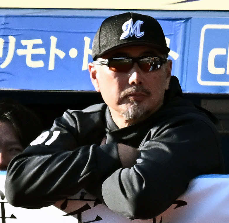 ロッテ吉井理人監督（2025年3月9日撮影）