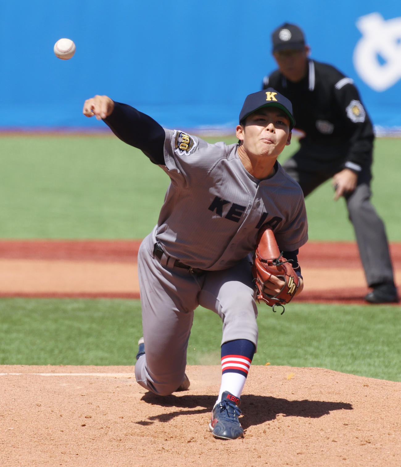 慶大対立大　先発した慶大・外丸（撮影・柴田隆二）