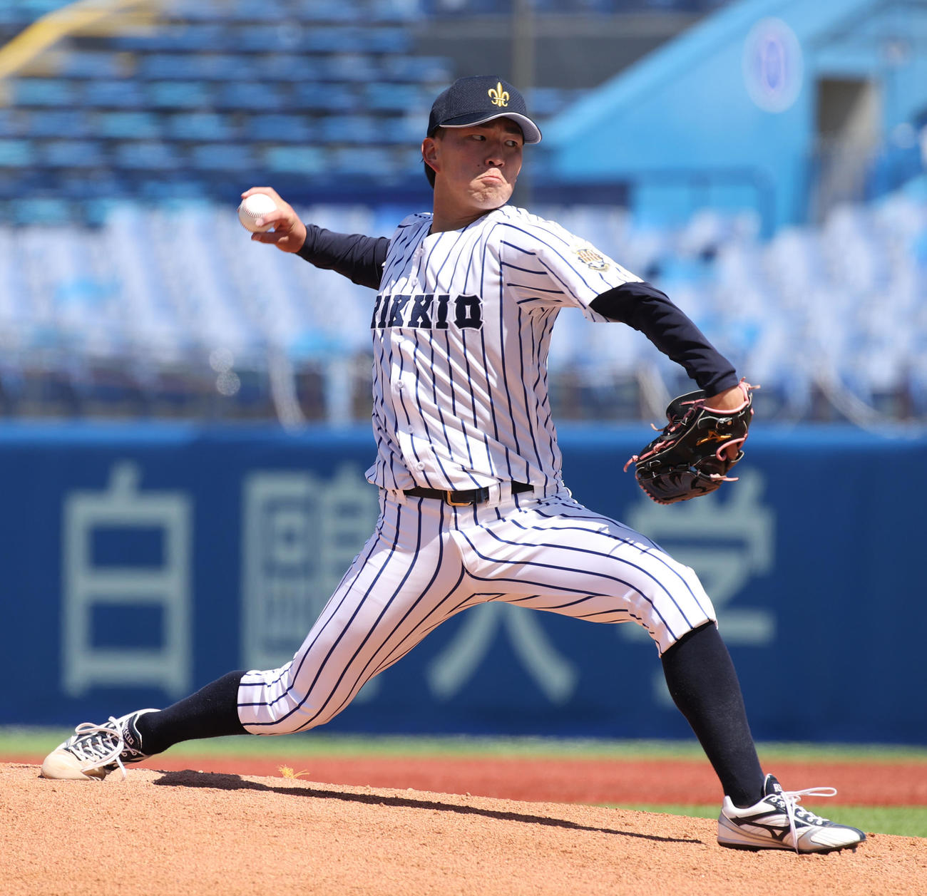 慶大対立大　先発した立大・竹中は2回途中で降板した（撮影・柴田隆二）