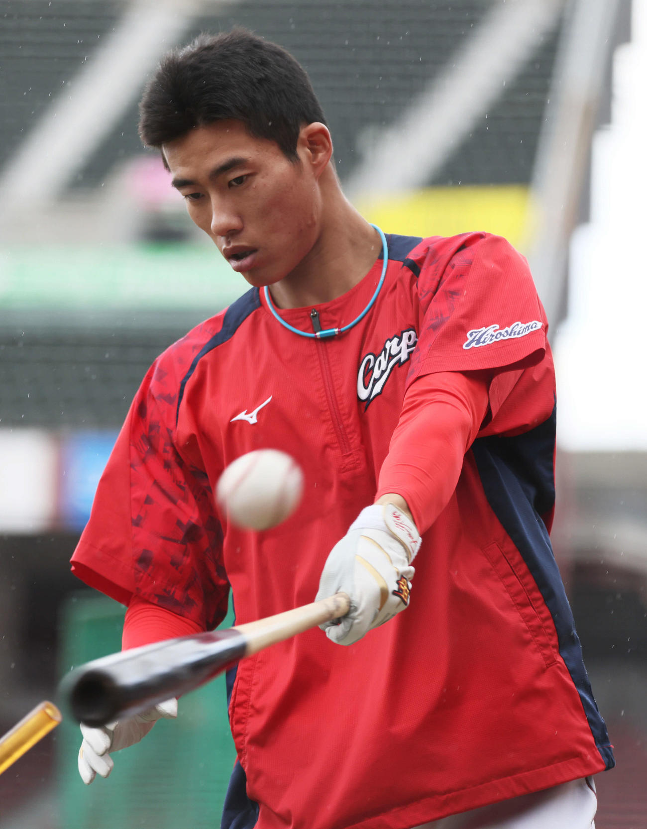 広島対中日　試合前練習　ノーマスクで練習する二俣（撮影・加藤孝規）