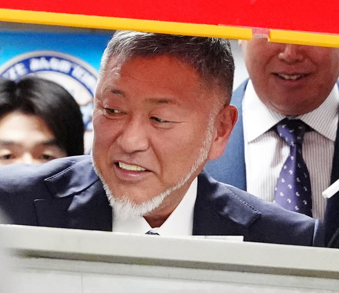 巨人－DeNA戦のラジオ中継でゲスト解説を務める清原氏（撮影・江口和貴）