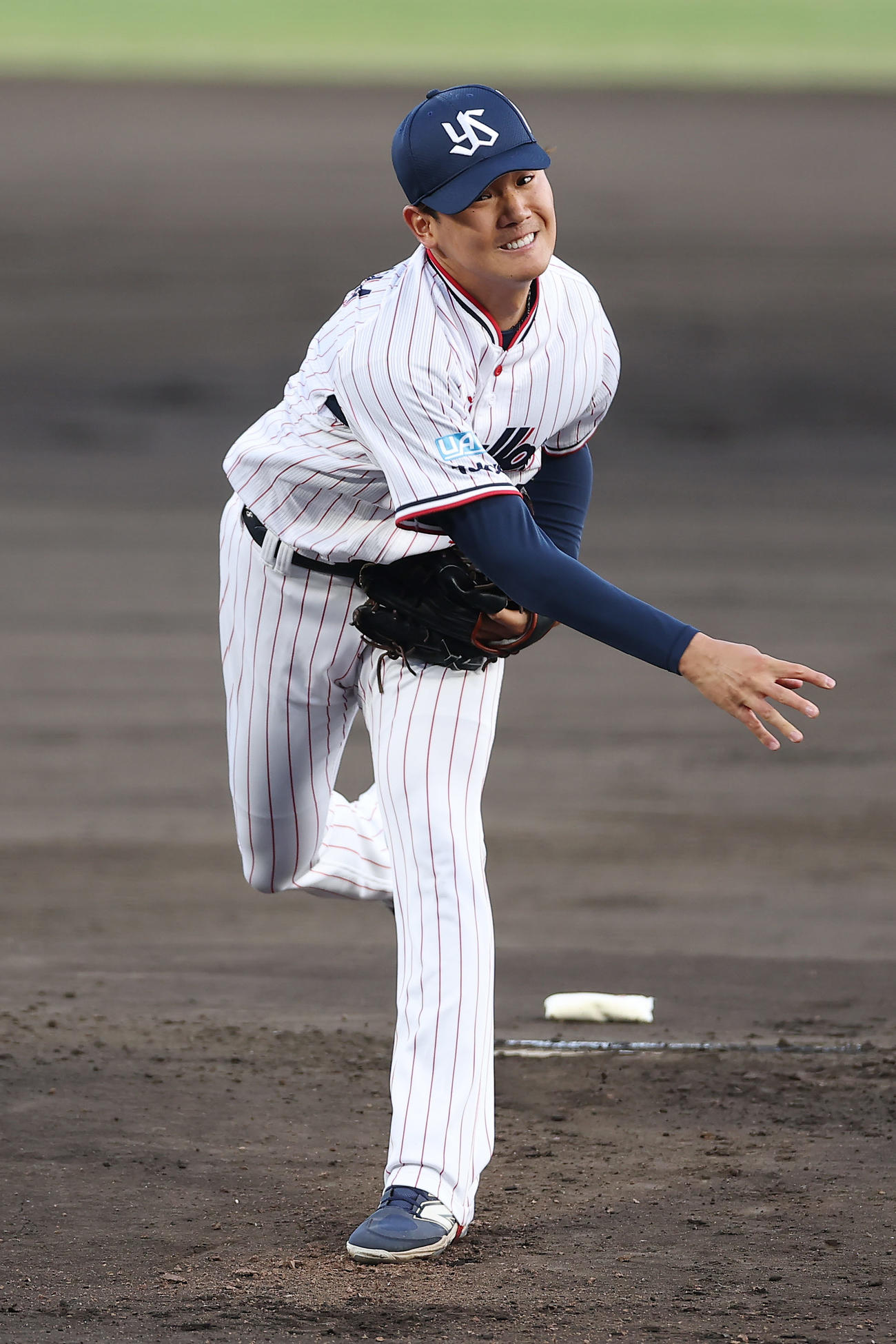 ヤクルト対阪神　力投するヤクルト先発の奥川（撮影・前田充）