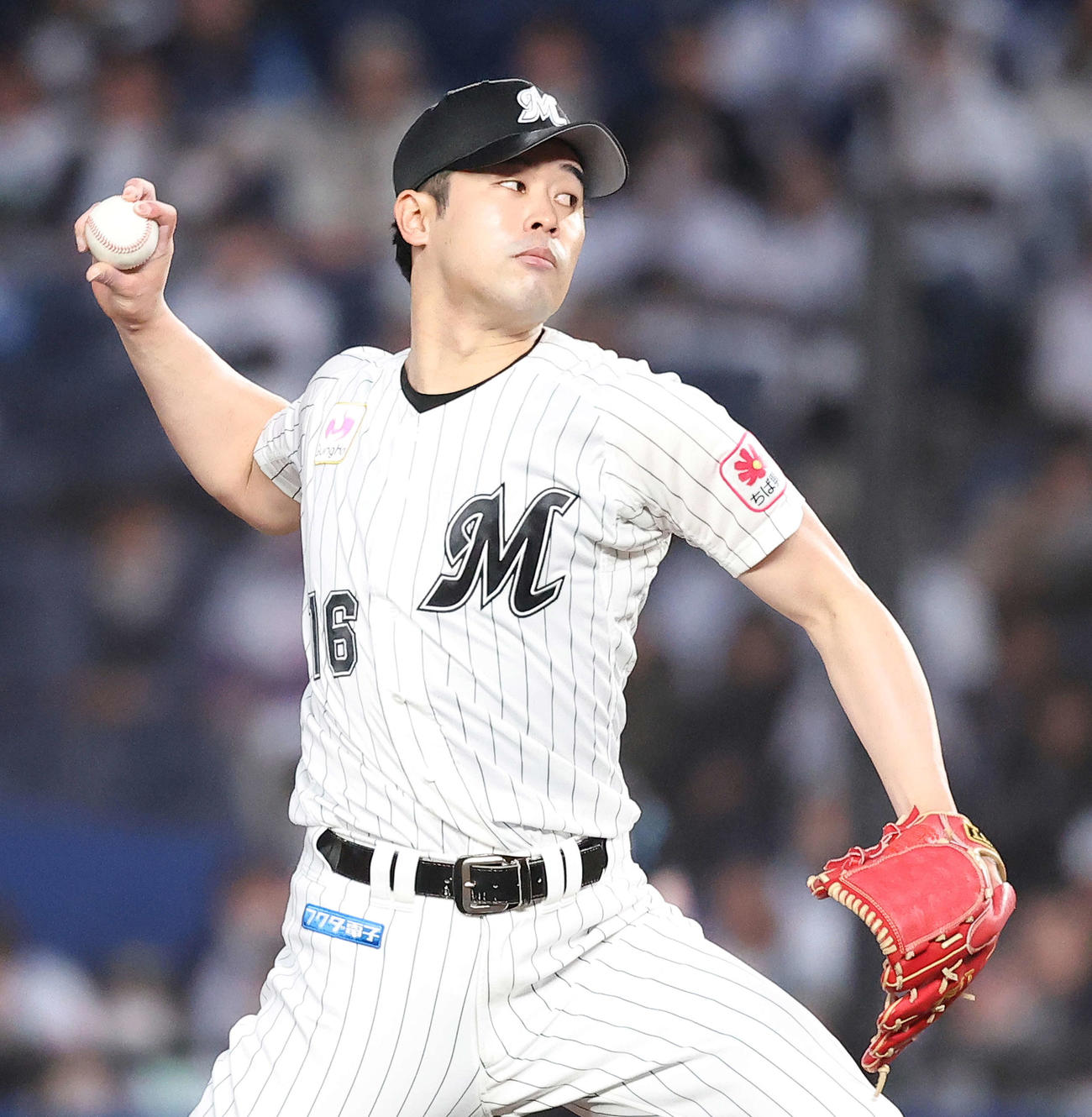ロッテ対日本ハム　先発登板するロッテ種市（撮影・河田真司）