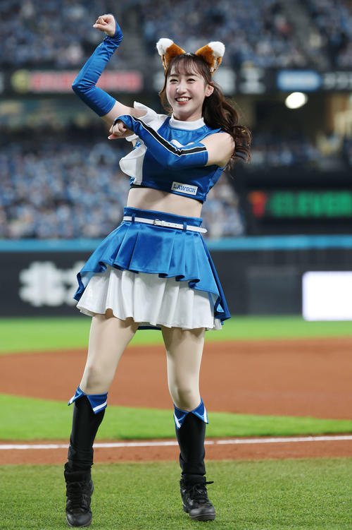 ファイターズガール上野菜奈子（2025年4月撮影）