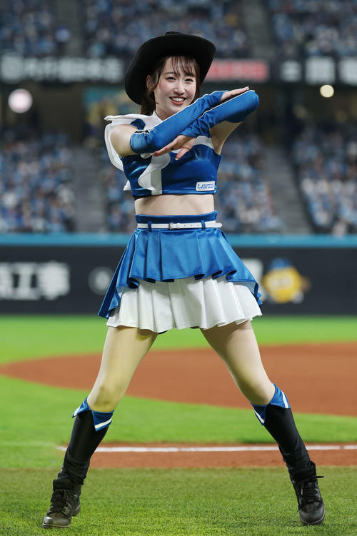 ファイターズガール上野菜奈子（2025年4月撮影）