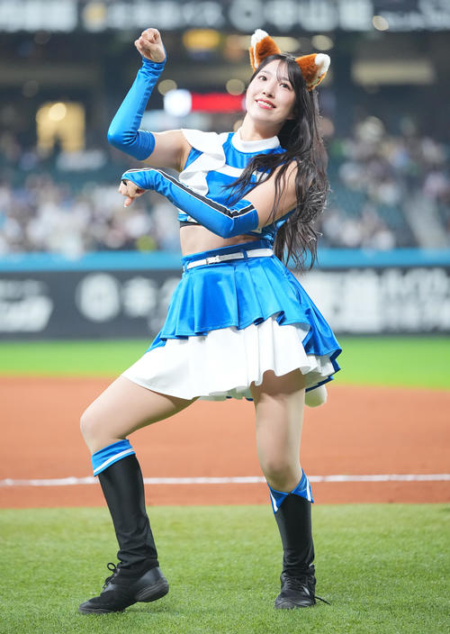 ファイターズガール宮崎莉緒(2025年3月撮影)