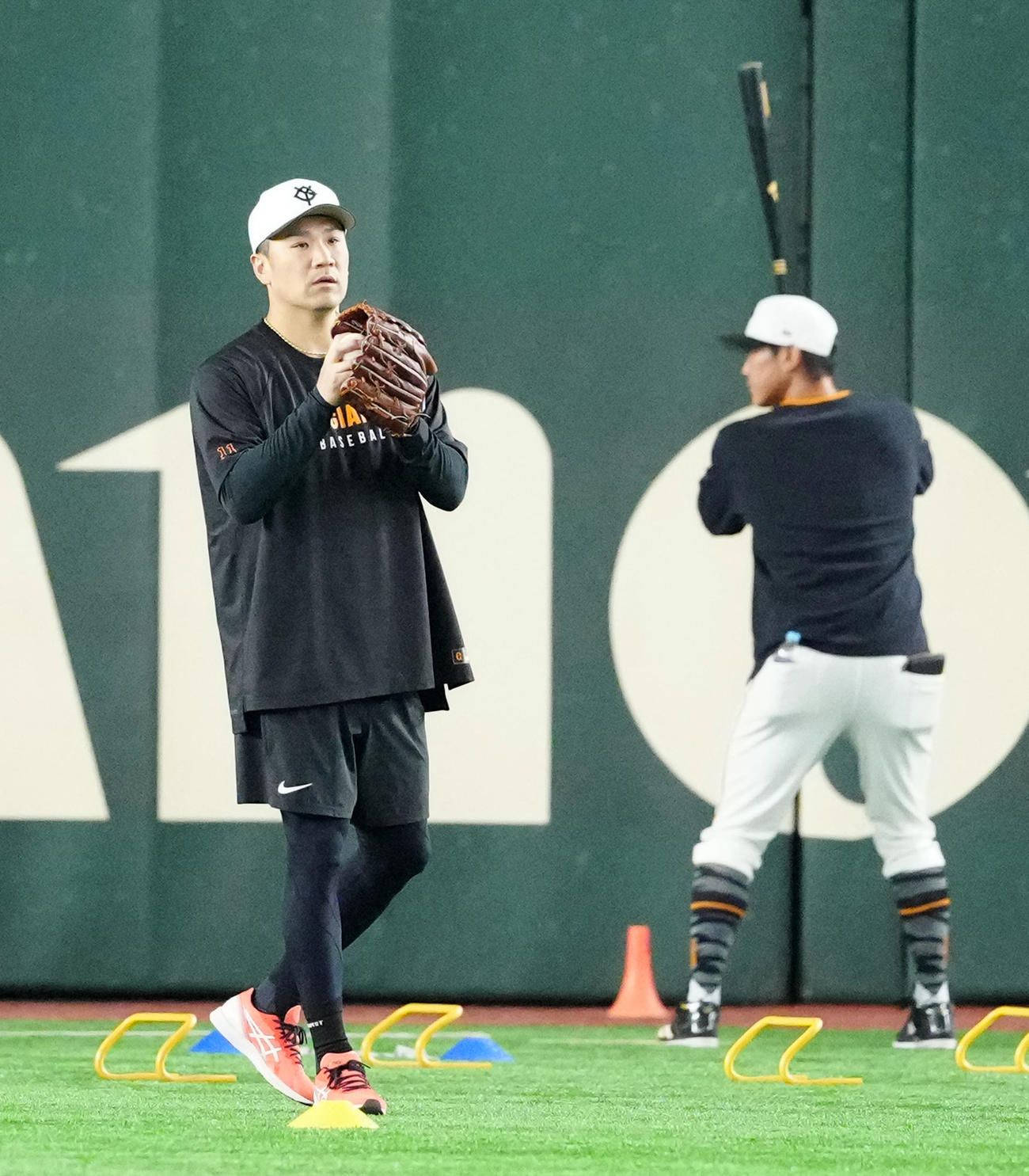 巨人対DeNA　試合前練習に臨む巨人田中将（撮影・江口和貴）