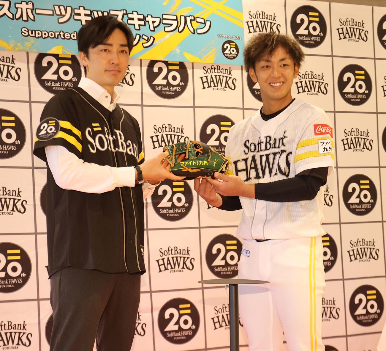 「九州スポーツキッズキャラバン」の会見に登壇した和田アドバイザーと今宮（撮影・梅根麻紀）