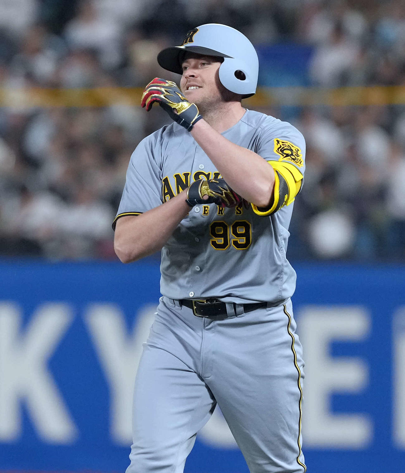ヤクルト対阪神　2回表阪神2死二塁、中前打を放ったビーズリー（撮影・たえ見朱実）