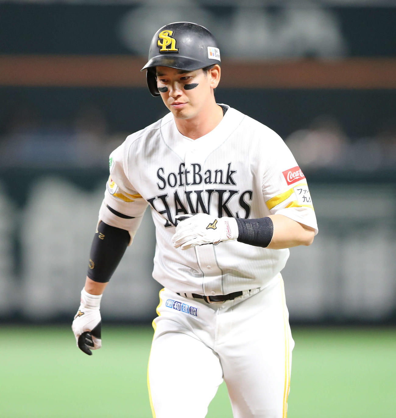 ソフトバンク対楽天　1回裏ソフトバンク1死二塁、栗原は右飛に終わる（撮影・梅根麻紀）