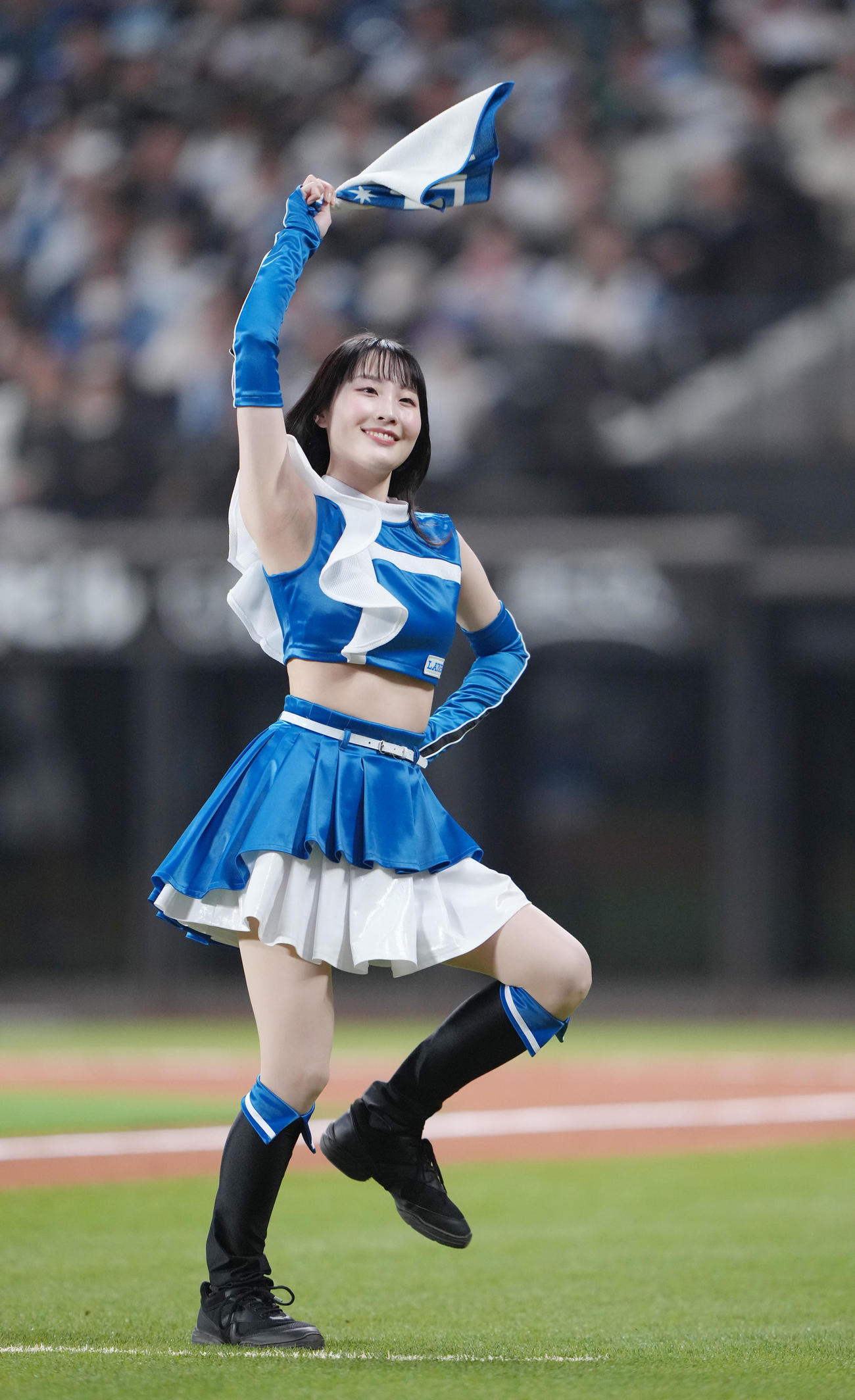 ファイターズガール尾崎真理子（2025年4月撮影）