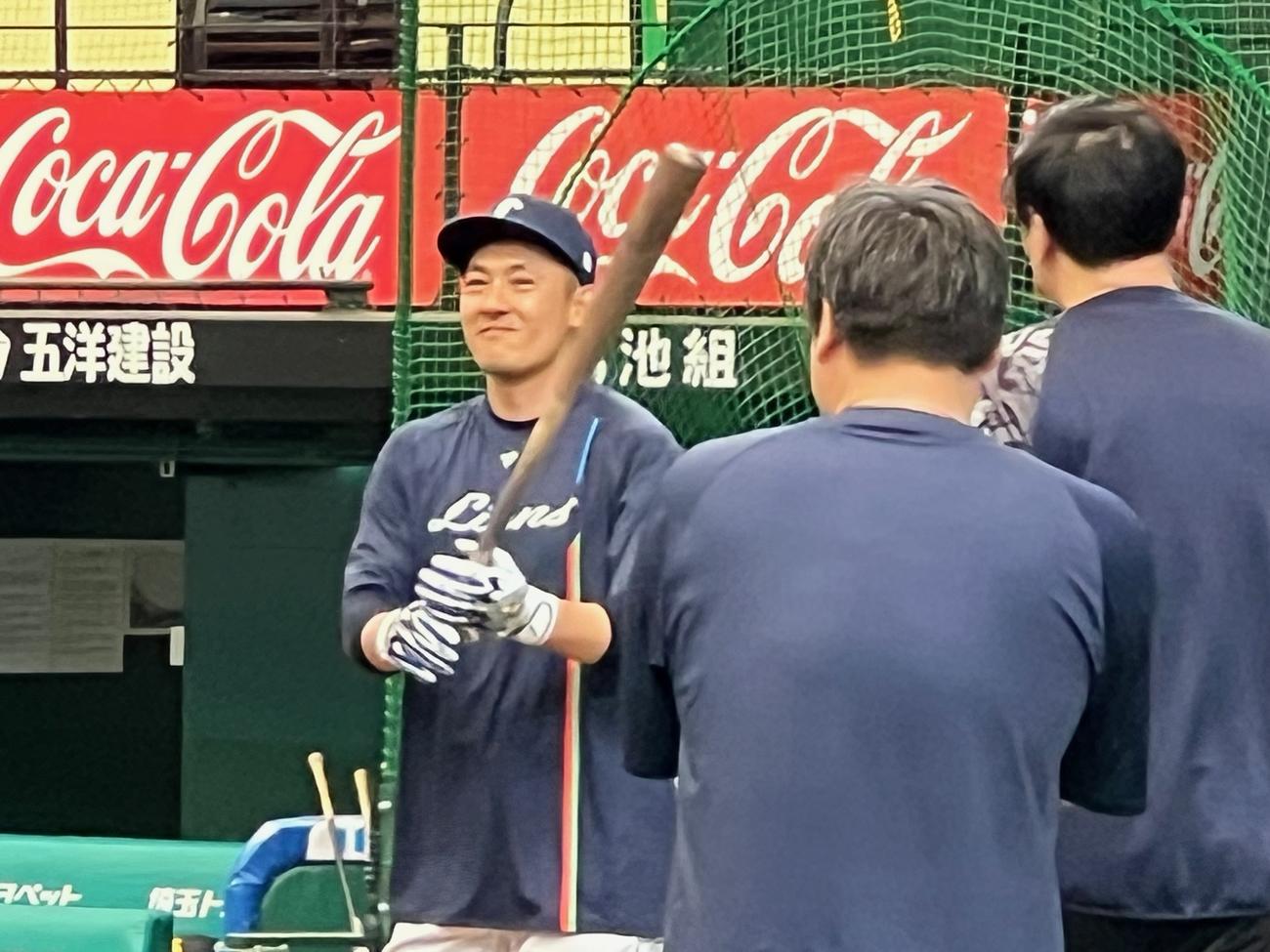 1軍練習に合流した西武栗山（撮影・金子真仁）