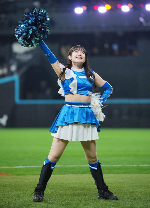ファイターズガール中桐衣麻(2025年3月撮影)
