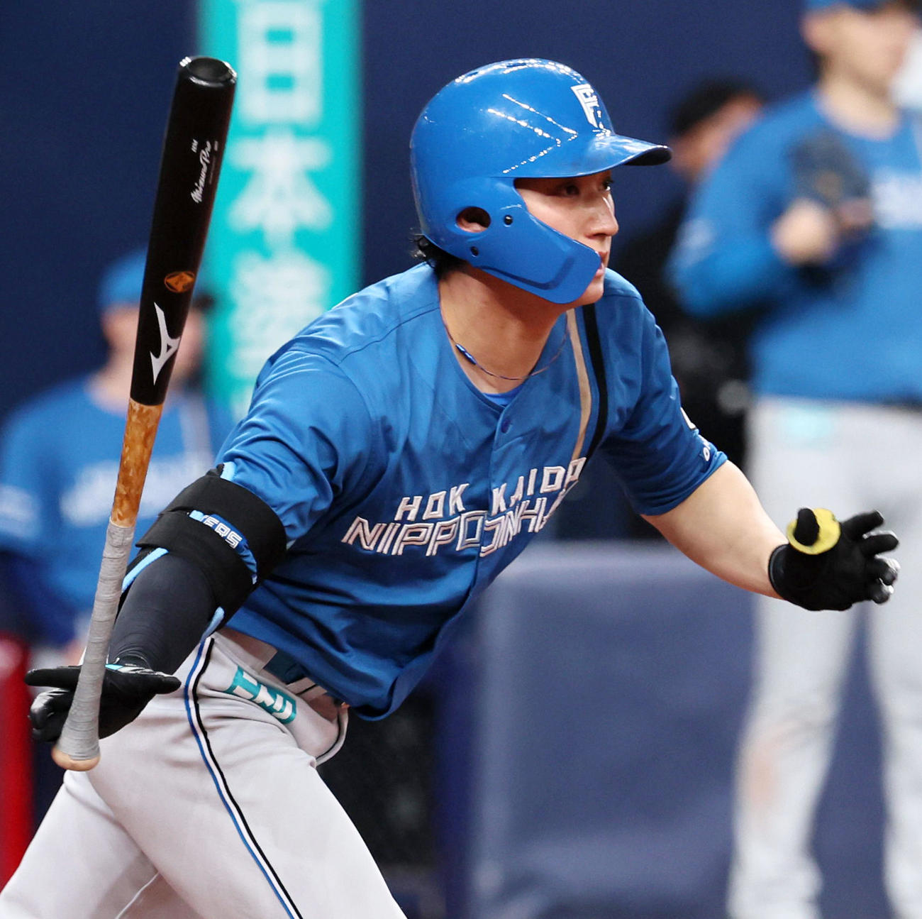 オリックス対日本ハム　5回表日本ハム1死一、二塁、浅間は右前適時打を放つ（撮影・加藤哉）