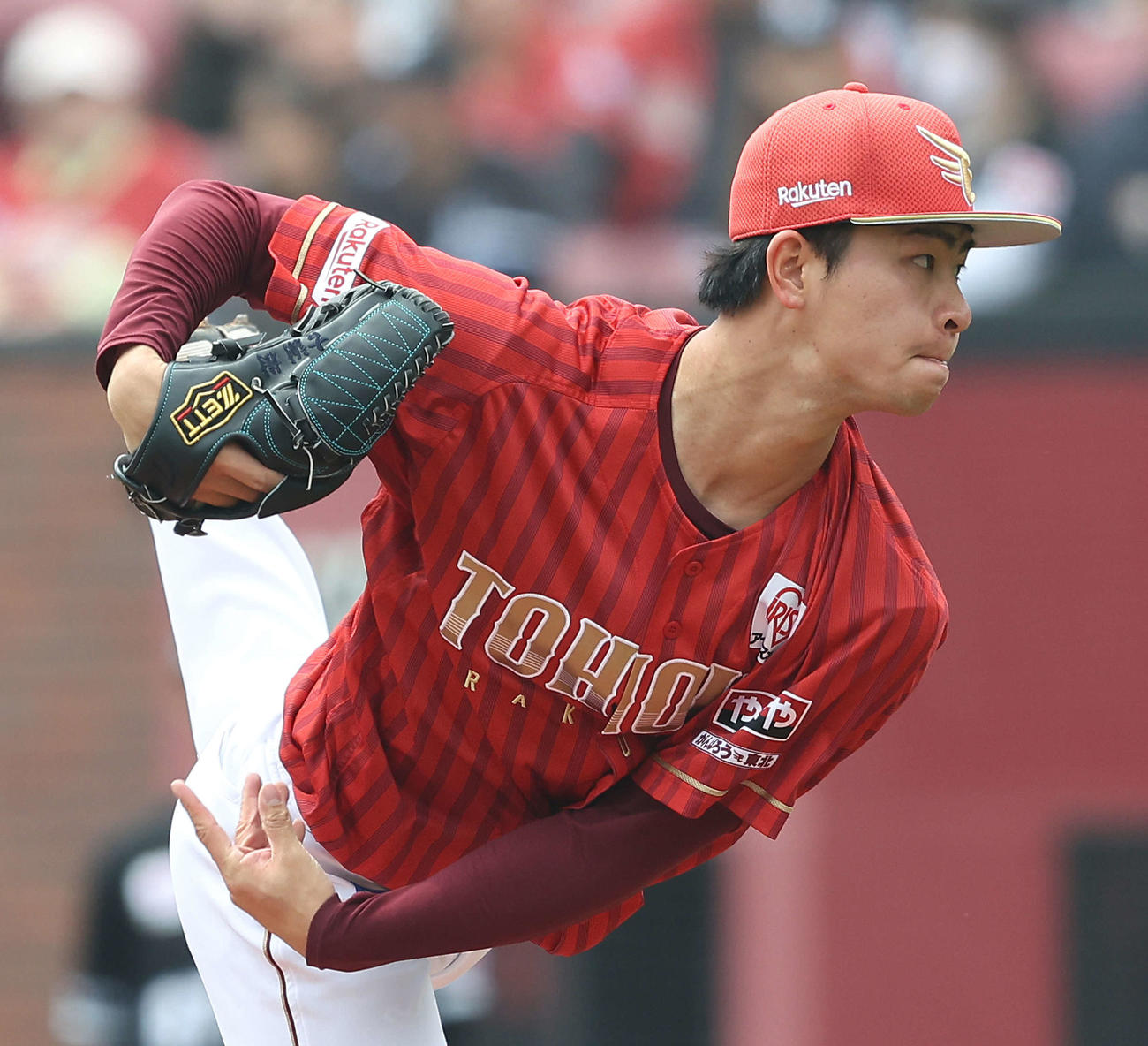 楽天対ロッテ　先発登板する楽天古謝（撮影・河田真司）