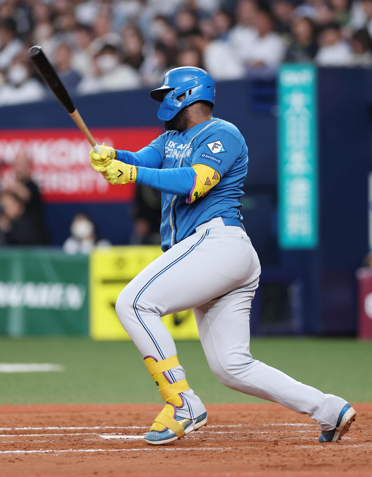 オリックス対日本ハム　9回表日本ハム2死三塁、中前適時打を放つレイエス（撮影・前田充）