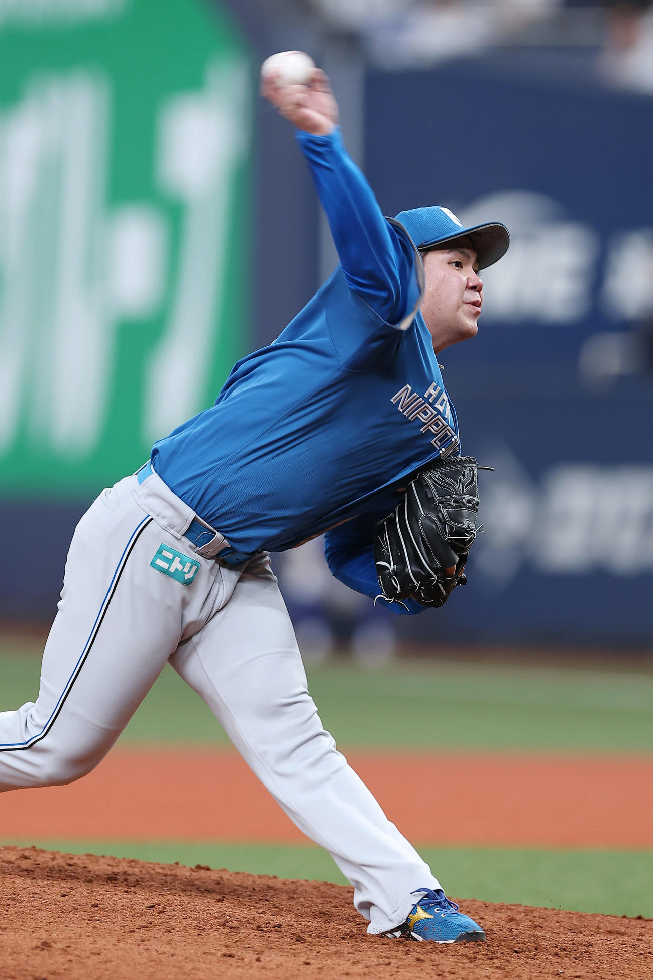 オリックス対日本ハム　力投する日本ハム先発の金村（撮影・前田充）