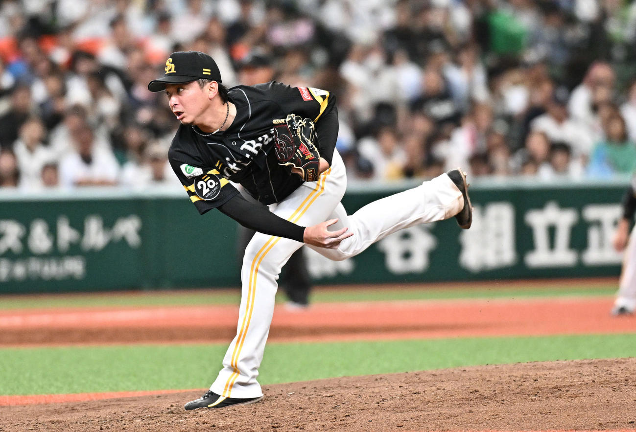 西武対ソフトバンク　ソフトバンク先発の東浜（撮影・滝沢徹郎）