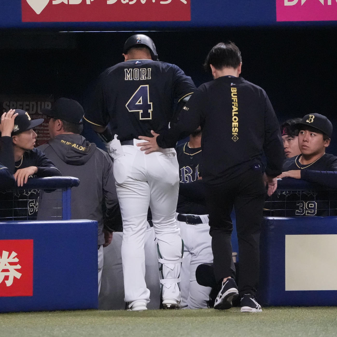 3月12日中日とのオープン戦で負傷した森友哉