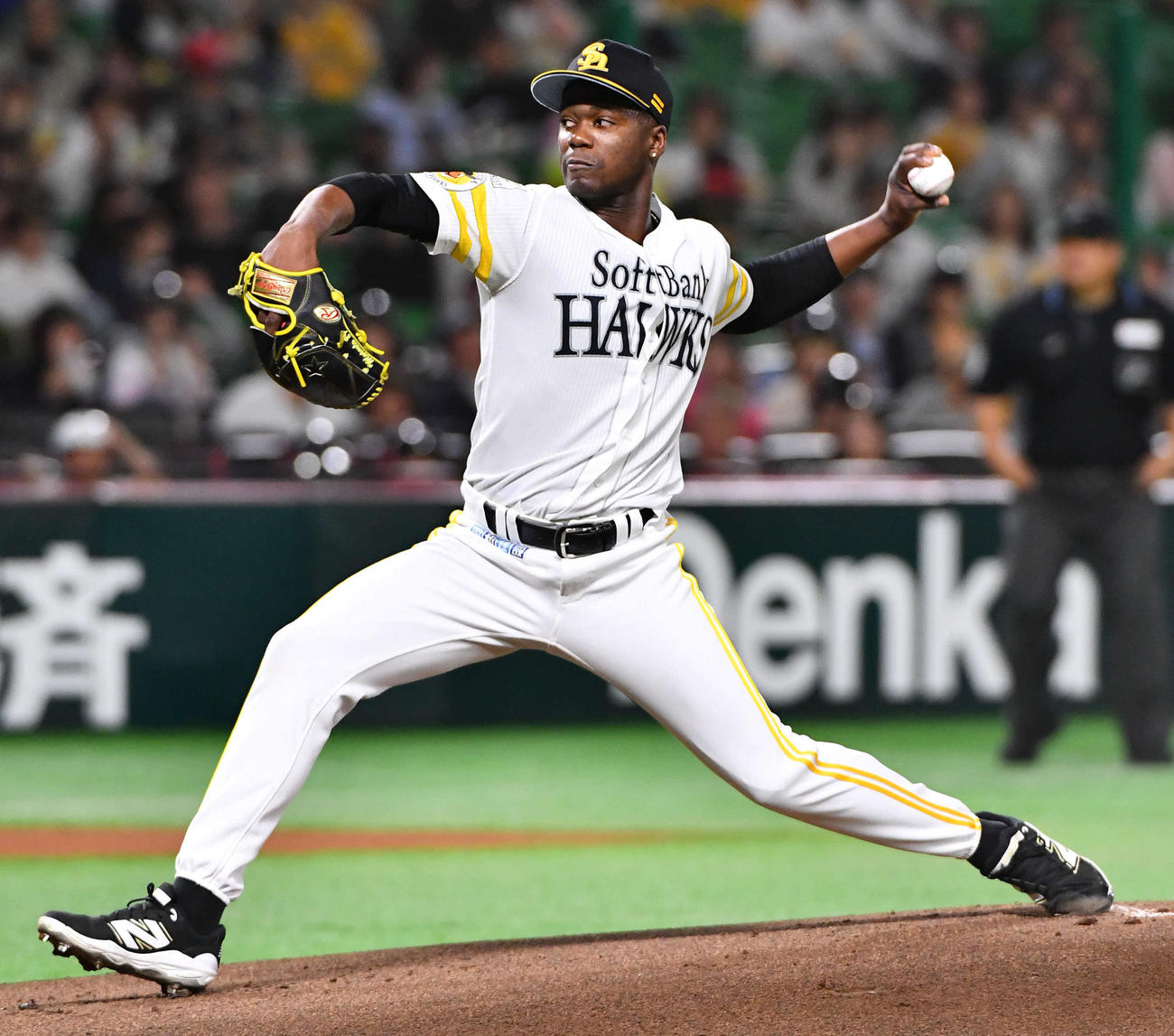 ソフトバンク対オリックス　ソフトバンク先発のモイネロ（撮影・岩下翔太）