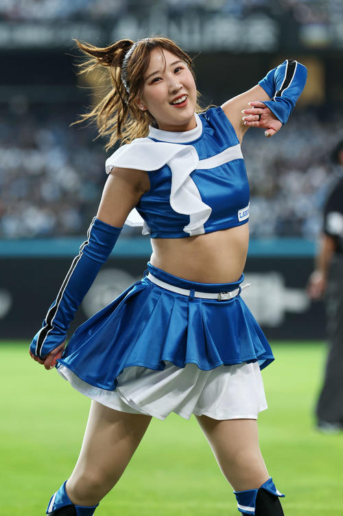 ファイターズガール高橋萌絵子（2025年4月撮影）