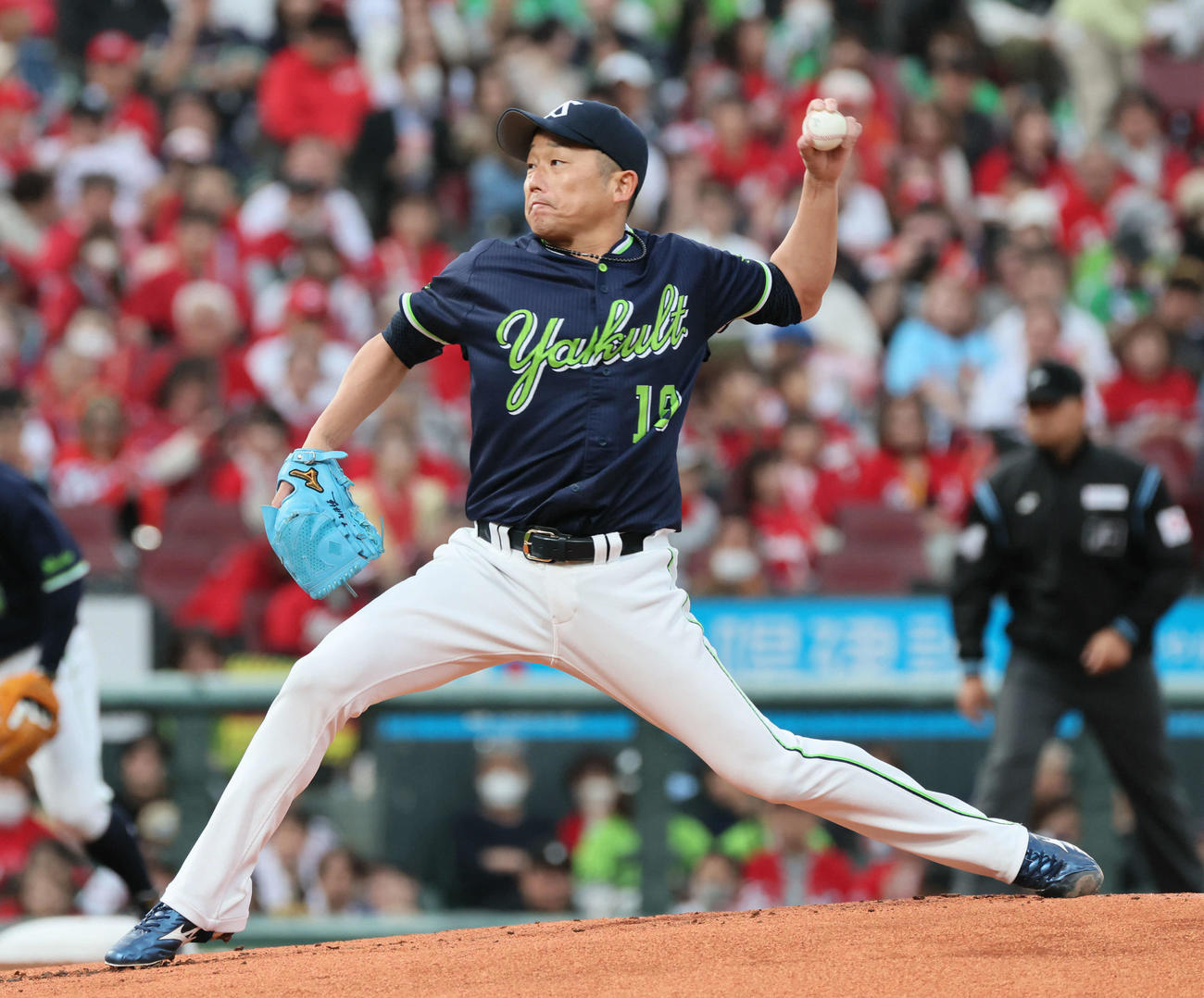 広島対ヤクルト　ヤクルト先発の石川（撮影・加藤孝規）