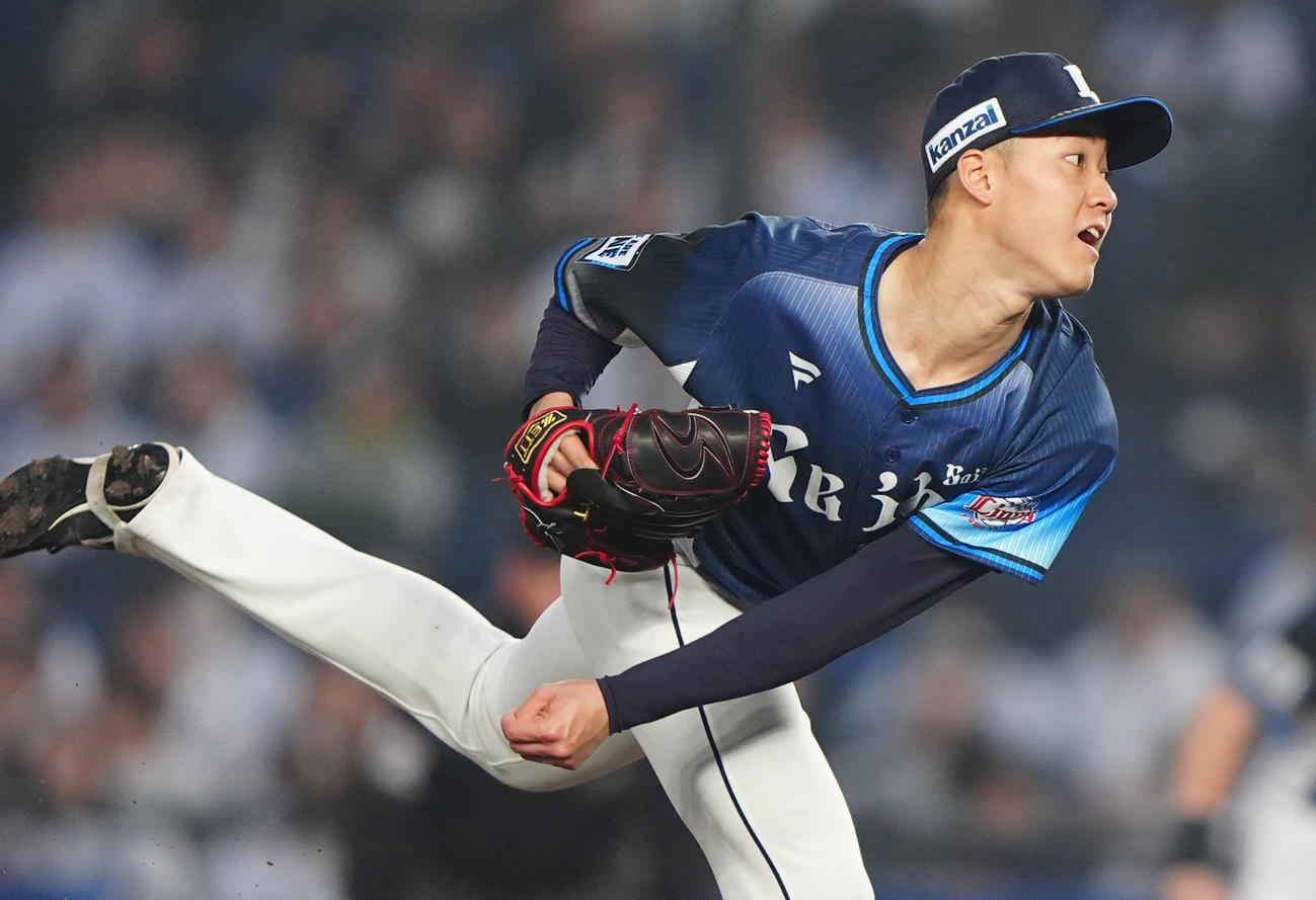 ロッテ対西武　西武先発の菅井（撮影・清水貴仁）