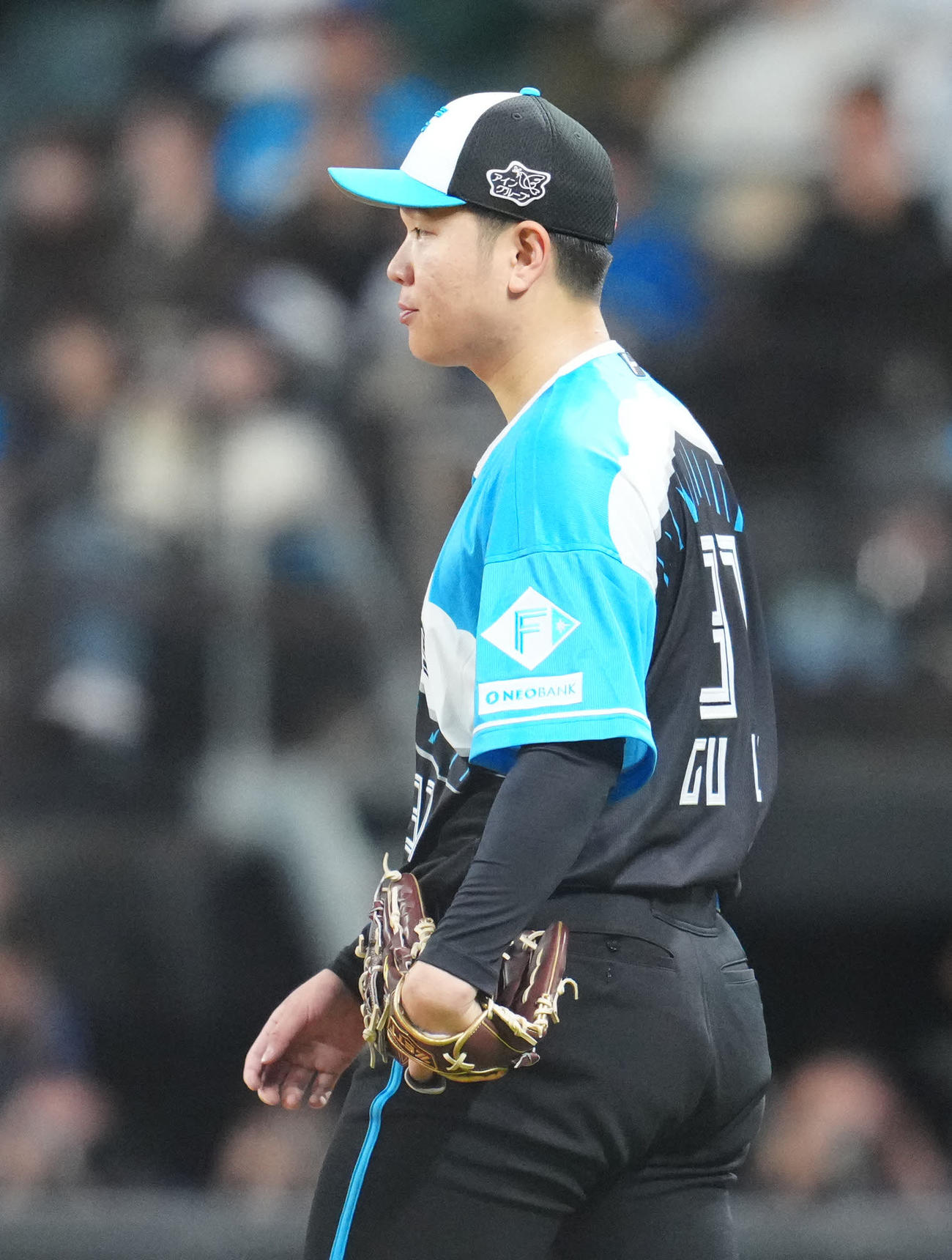 日本ハム対楽天　6回表楽天2死一、二塁、浅村に3点本塁打を浴びる古林（撮影・江口和貴）