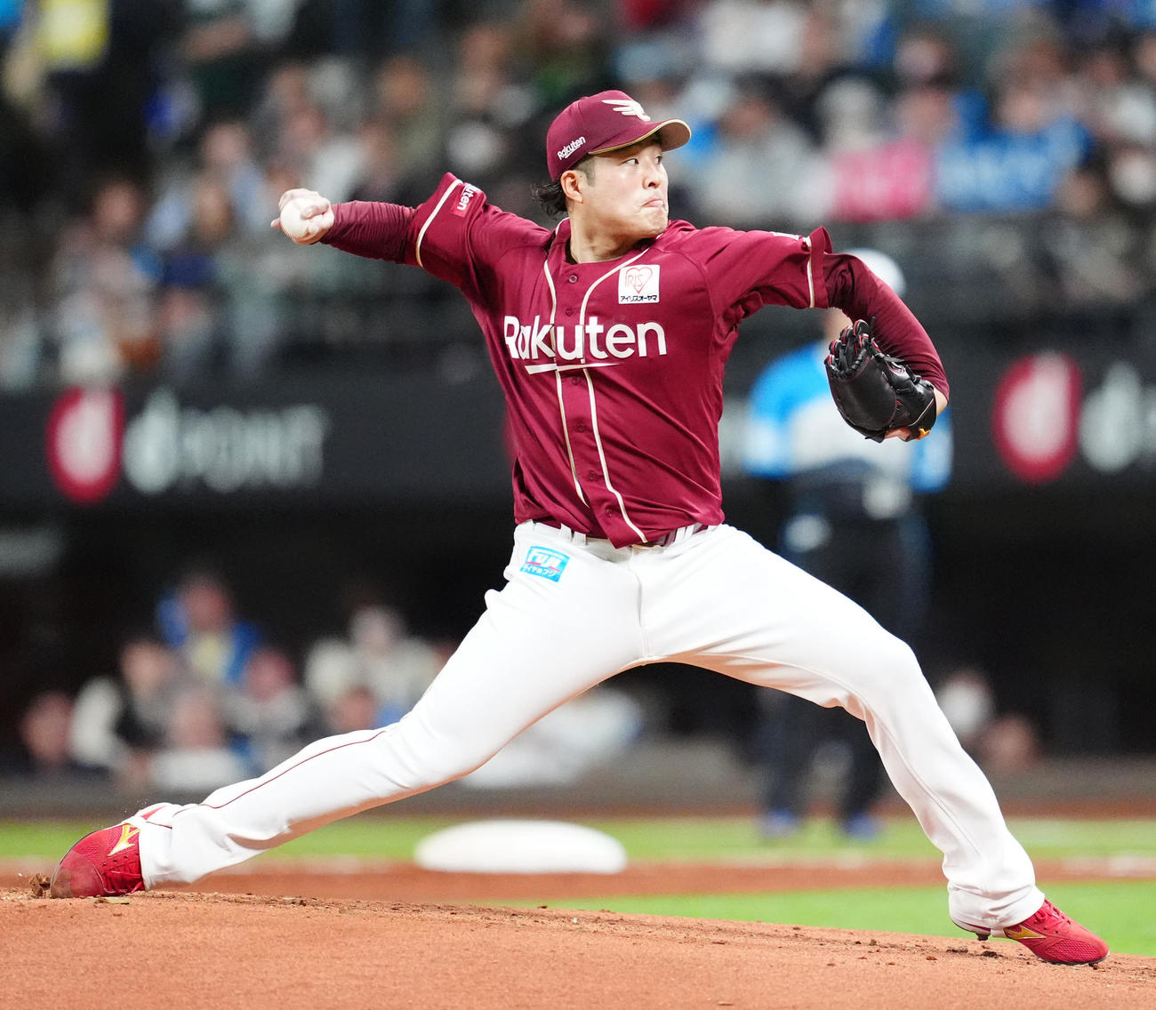 日本ハム対楽天　楽天先発の滝中（撮影・江口和貴）