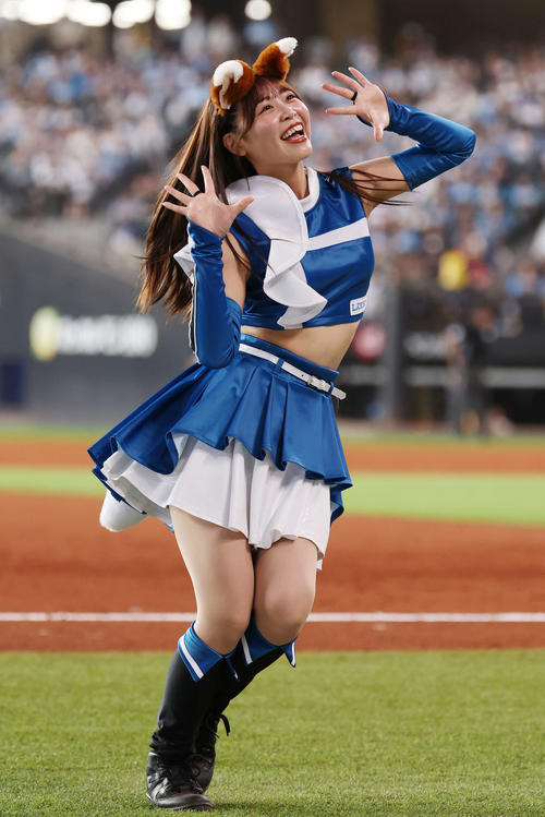 ファイターズガール竹市琴美さん（撮影・宮地輝）