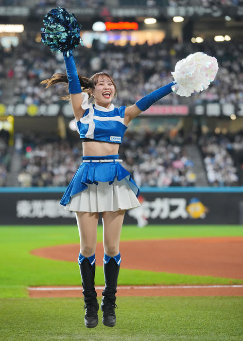 ファイターズガール竹市琴美さん（撮影・垰建太）