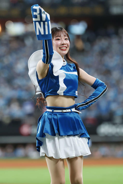 ファイターズガール松井みなみさん（撮影・宮地輝）