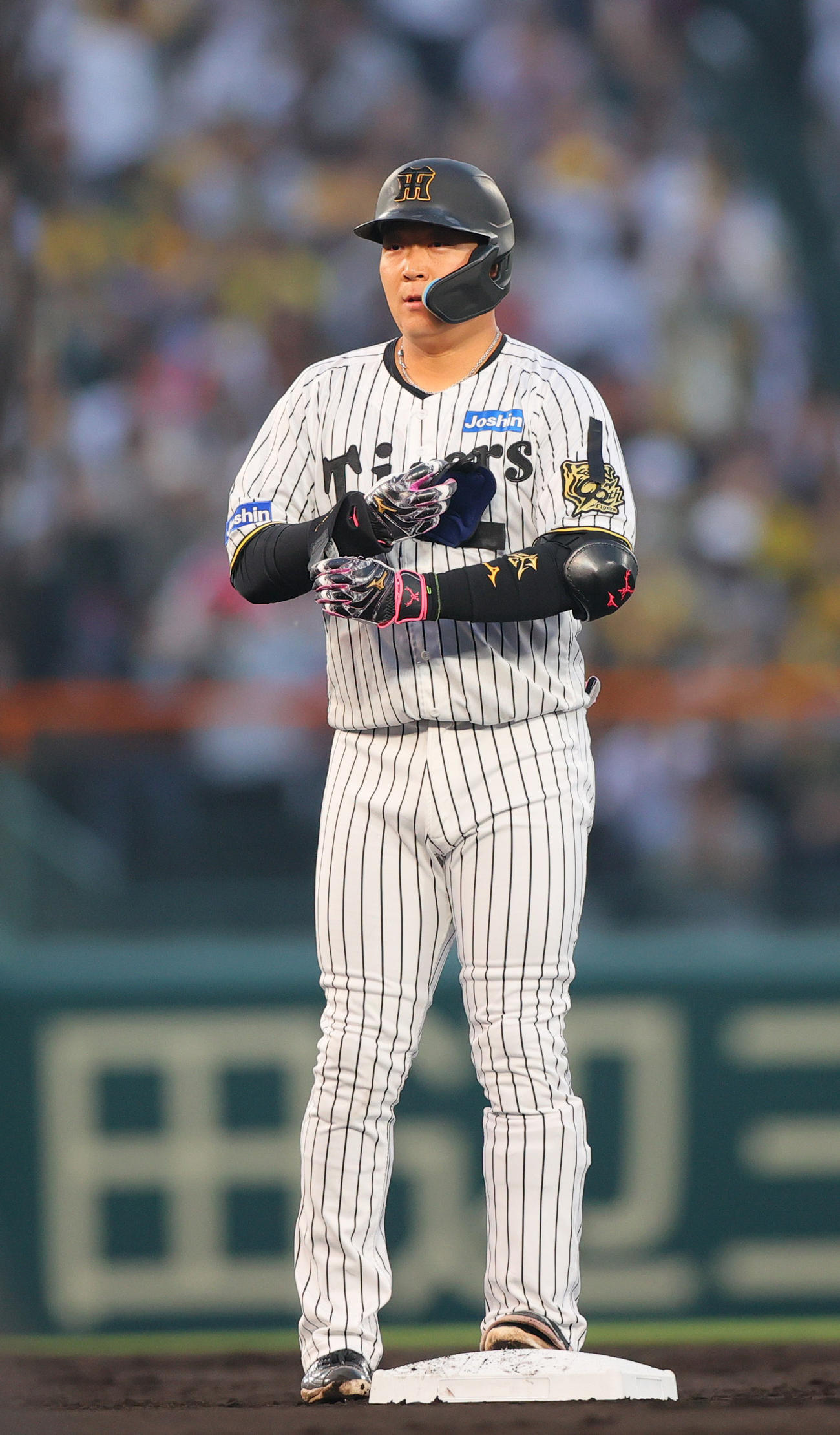 阪神対巨人　1回裏阪神2死一、三塁、大山は先制右前適時打を放つ（撮影・上山淳一）