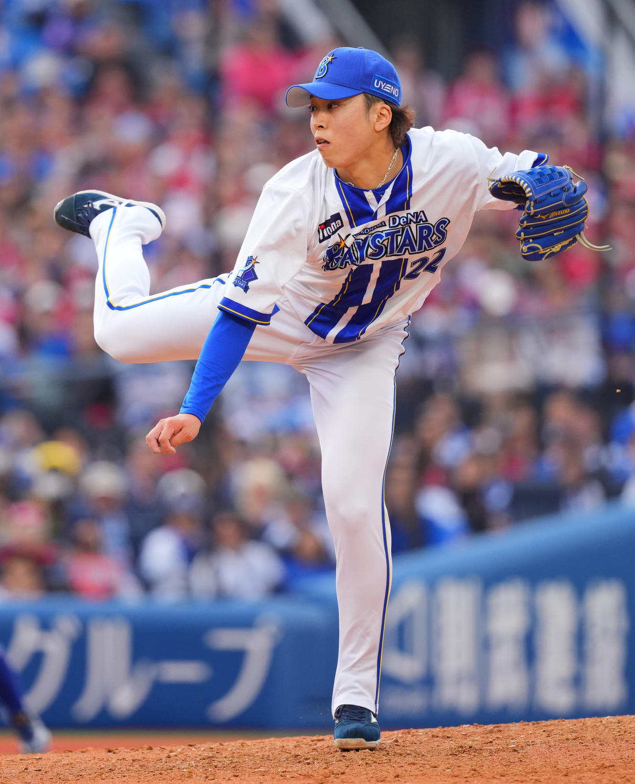 DeNA対広島　9回表、DeNA3番手で登板し力投する入江（撮影・垰建太）