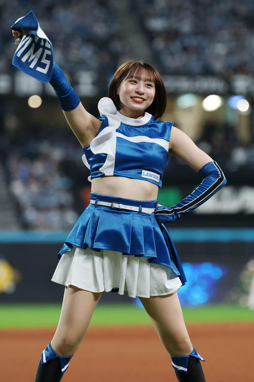 ファイターズガール原藤由衣さん(撮影・宮地輝)
