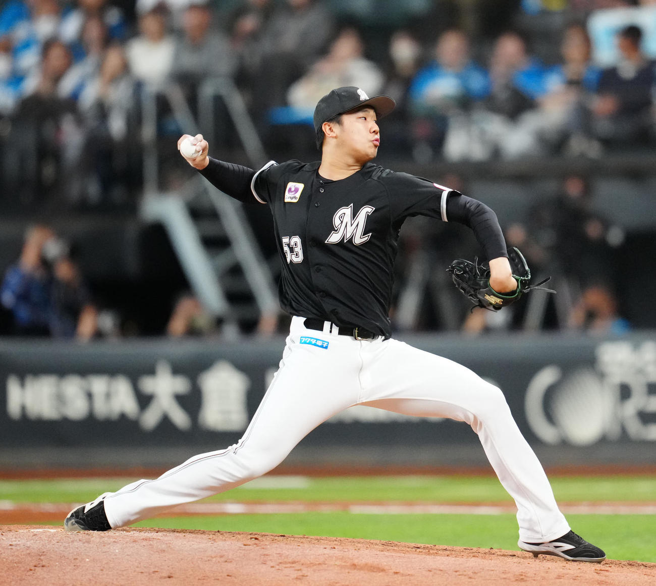 日本ハム対ロッテ　ロッテ2番手の木村（撮影・江口和貴）