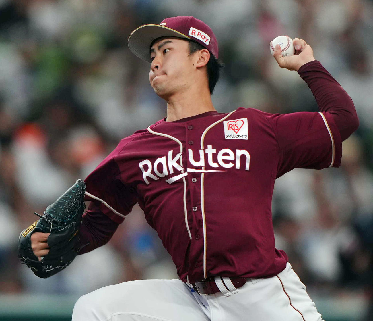 西武対楽天　楽天先発の古謝（撮影・狩俣裕三）