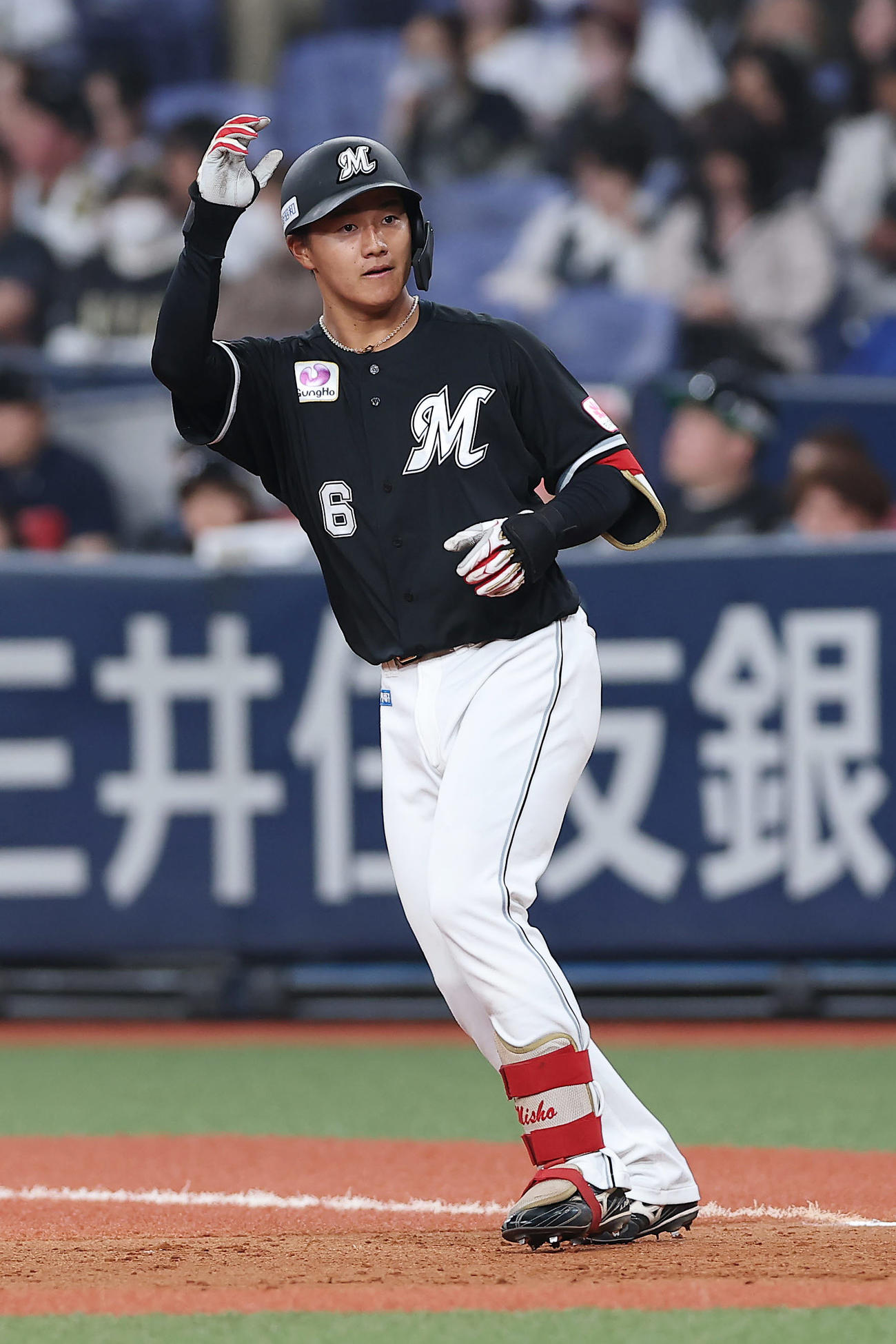 オリックス対ロッテ　7回表ロッテ1死、左前打を放った西川（撮影・前田充）