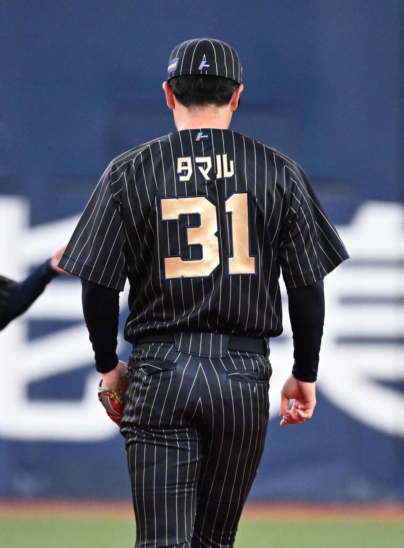 オリックス太田のニックネームユニホームで顔（撮影・和賀正仁）