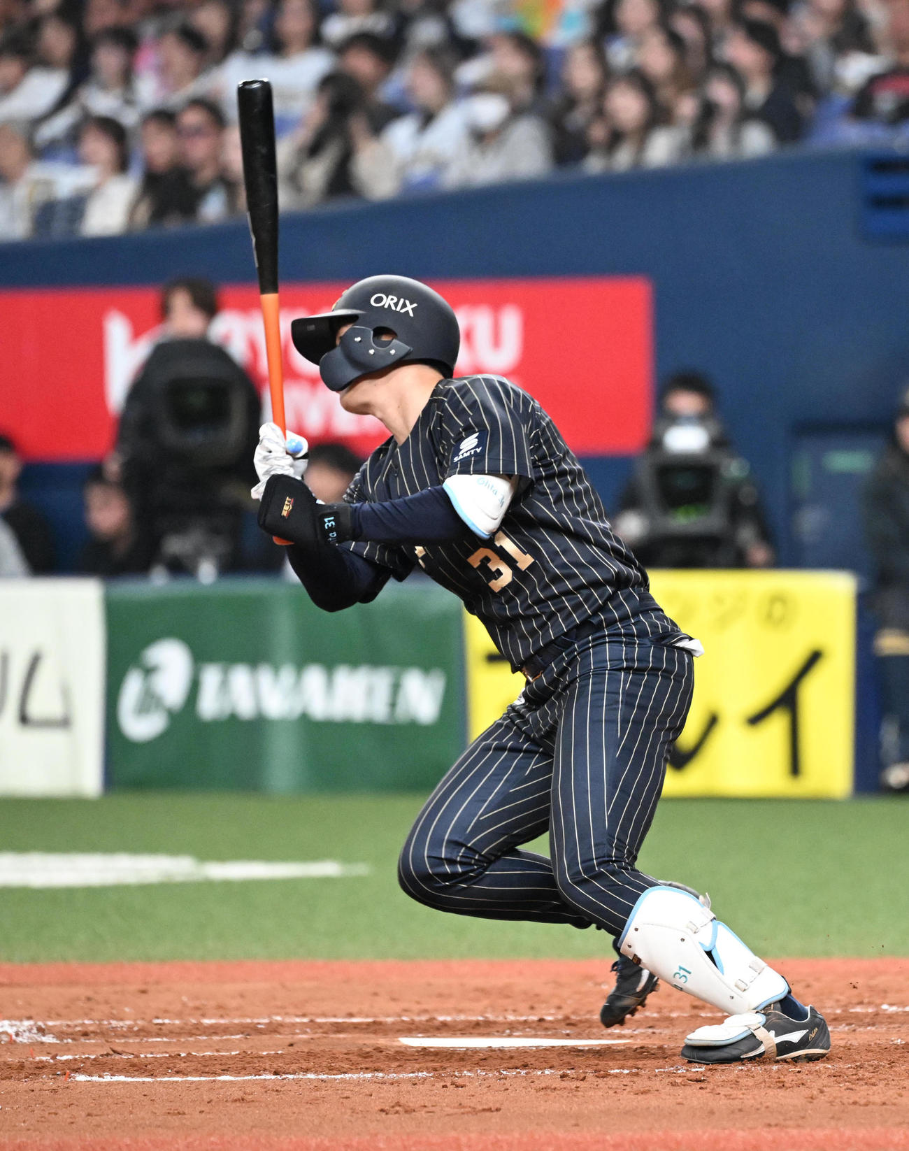 オリックス対ロッテ　3回裏オリックス1死二、三塁、中前適時打を放つ太田（撮影・和賀正仁）