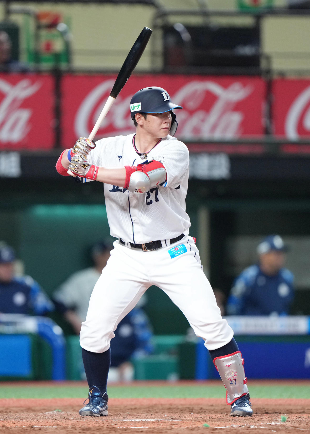 西武対楽天　4回裏西武2死一塁、打席に立つ炭谷（撮影・足立雅史）