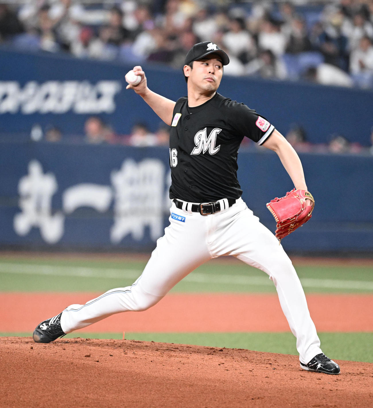 オリックス対ロッテ　先発するロッテ種市（撮影・和賀正仁）