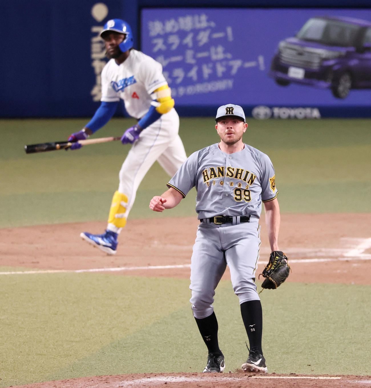 中日対阪神　11回裏中日1死一、三塁、ビーズリーは代打カリステにサヨナラ中犠飛を打たれる（撮影・加藤哉）