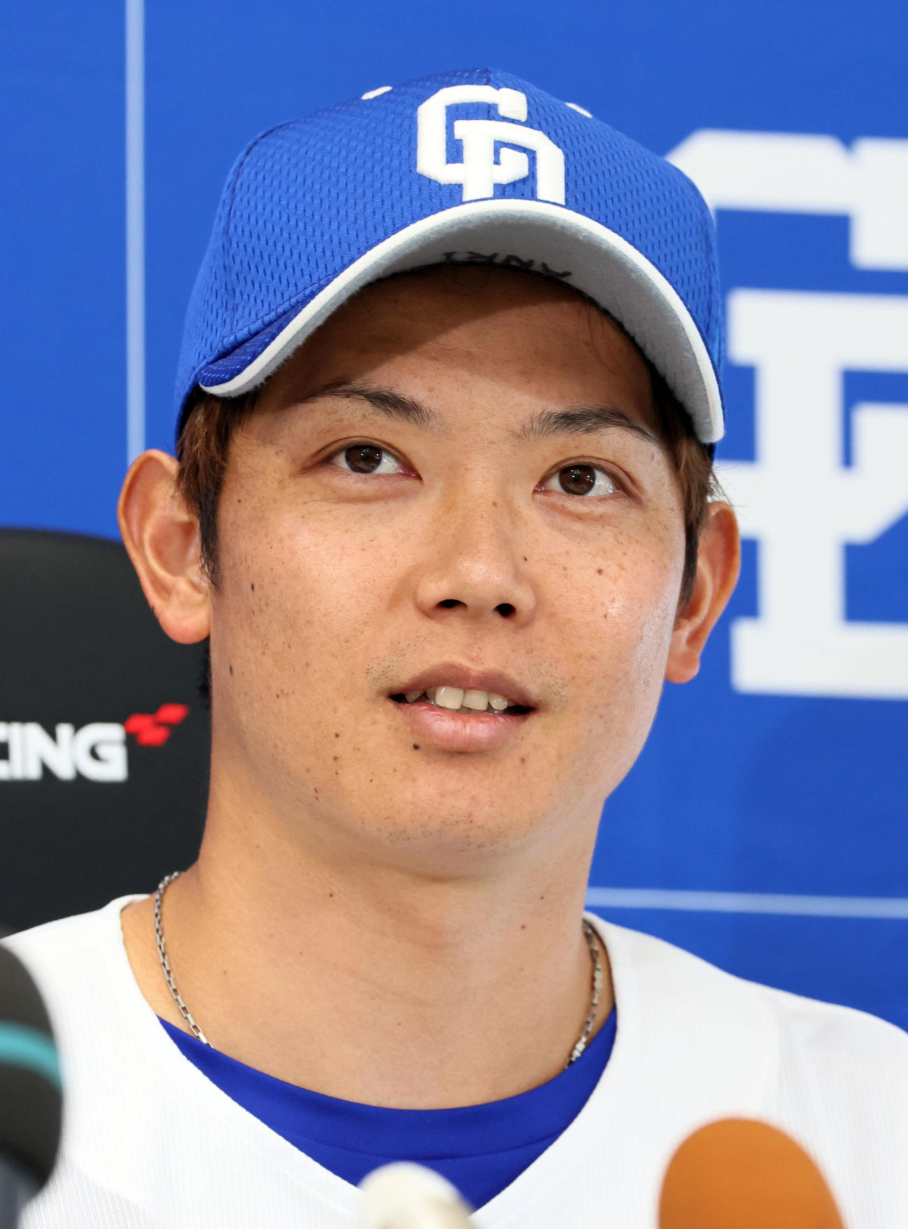 中日対阪神　支配下登録された岡田（撮影・加藤哉）