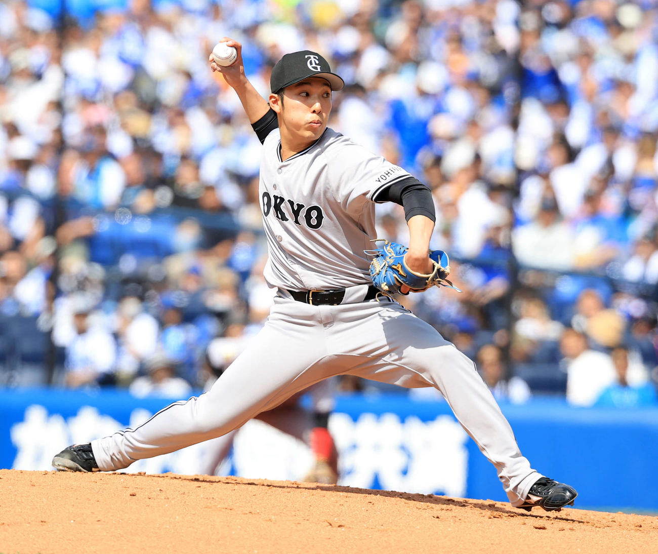 DeNA対巨人　力投する巨人先発の赤星（撮影・浅見桂子）