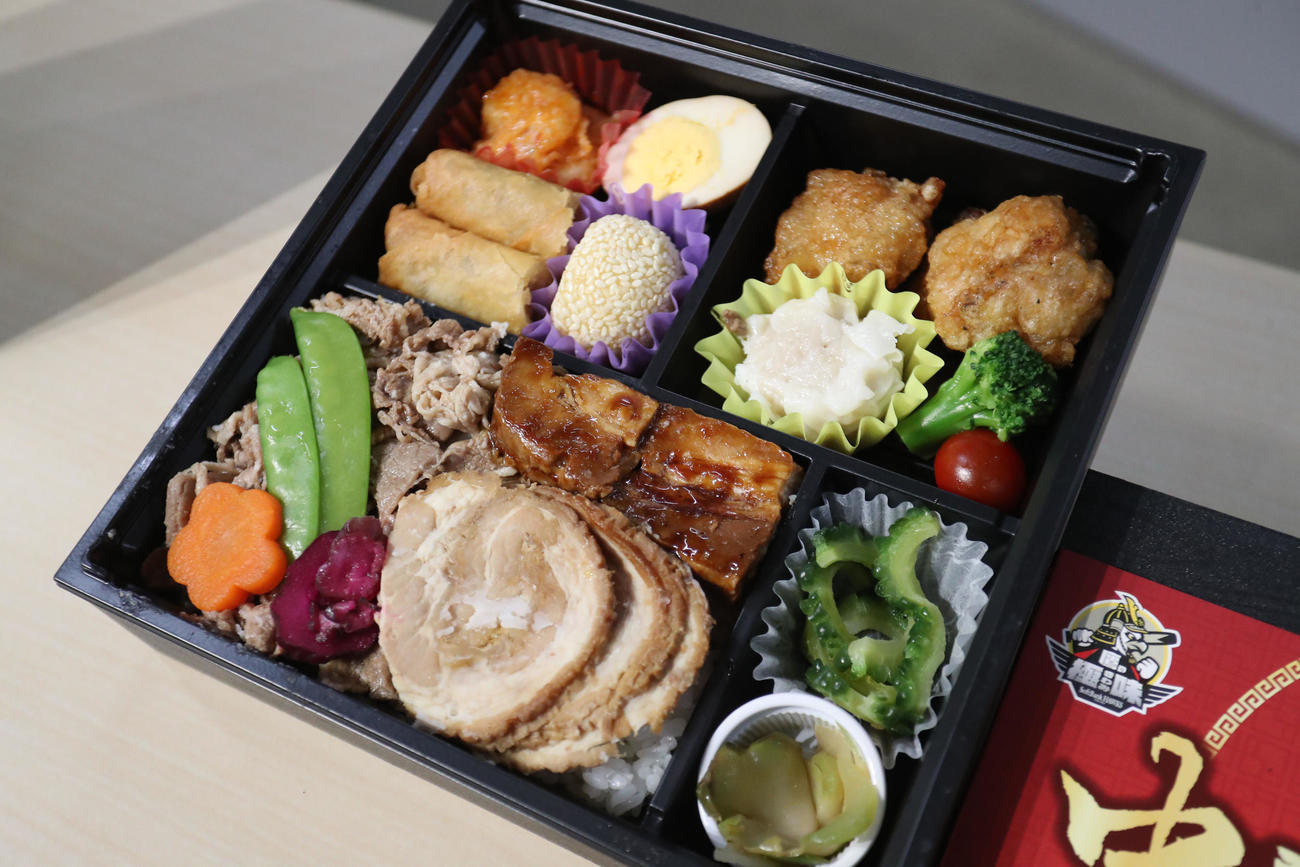 菰田欣也シェフの「山川選手の中華無双弁当」（撮影・梅根麻紀）
